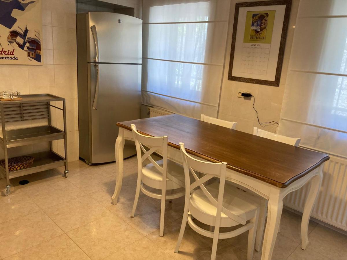 Gran Chalet Con Piscina Y Apartamento En Navacerrada Villa Екстериор снимка